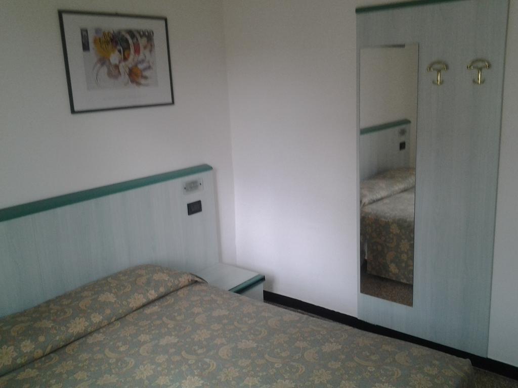 Hotel Lady Susanna Varazze Bagian luar foto