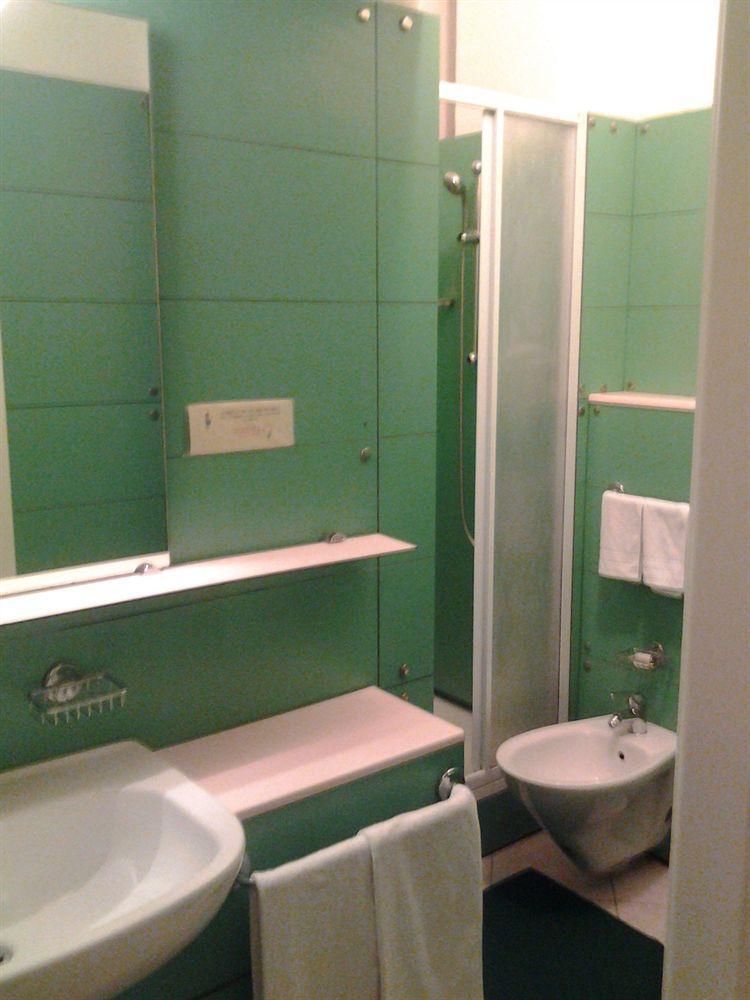 Hotel Lady Susanna Varazze Bagian luar foto