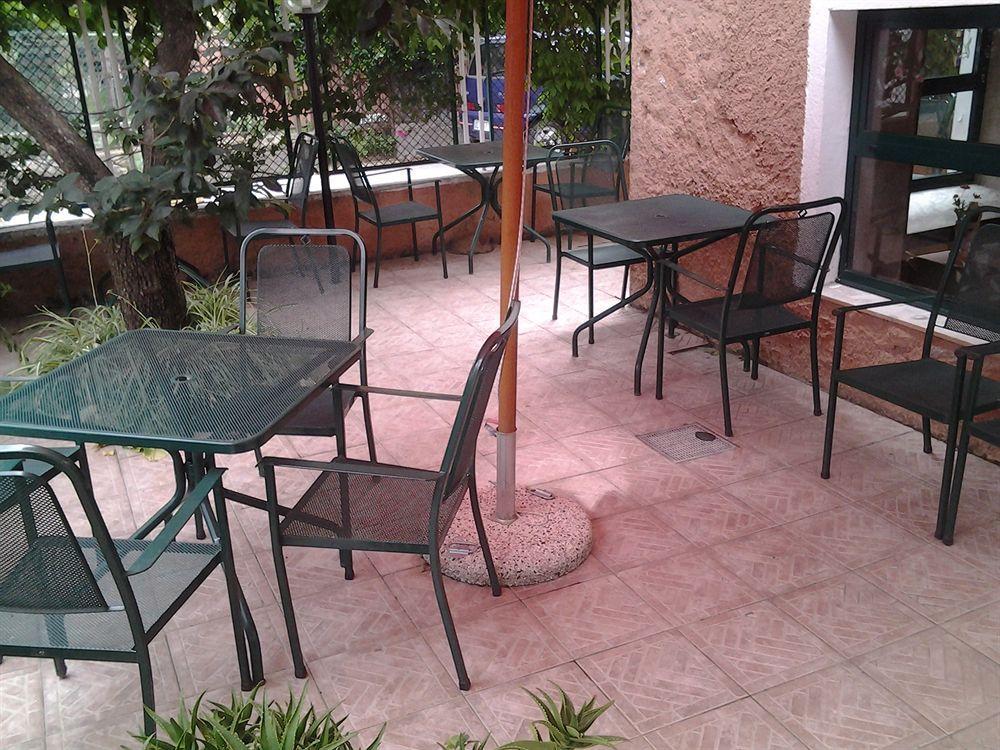 Hotel Lady Susanna Varazze Bagian luar foto
